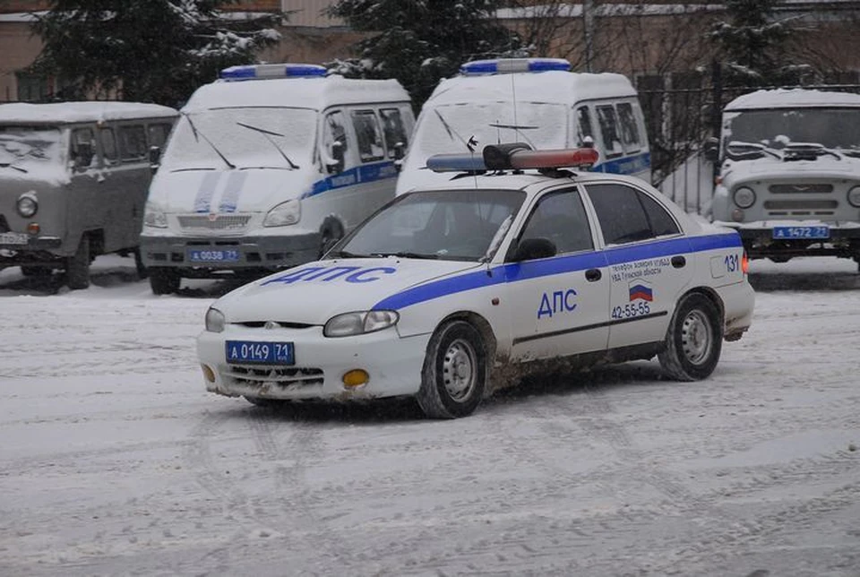 В Туле легковушка врезалась в попутный грузовик
