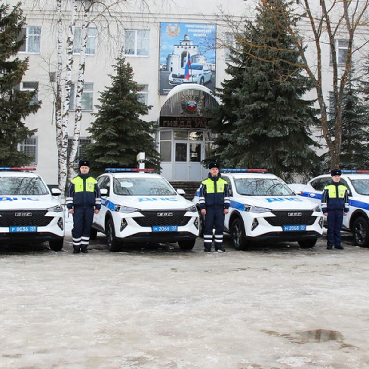 Во Владимирской области сотрудники ДПС получили новые автомобили - KP.RU