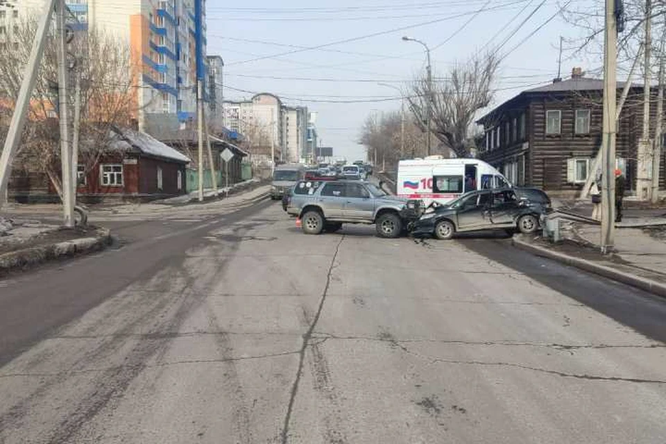 2 человека погибли и 16 пострадали в ДТП на дорогах Иркутска и района за неделю. Фото: Госавтоинспекция Иркутска