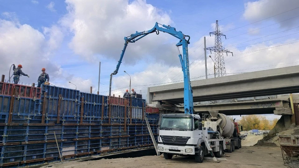 В 2024 планируется завершение строительства минаевского моста и моста через Свиягу в створе Шевченко и Смычки. Фото: t.me/ulmeriaru