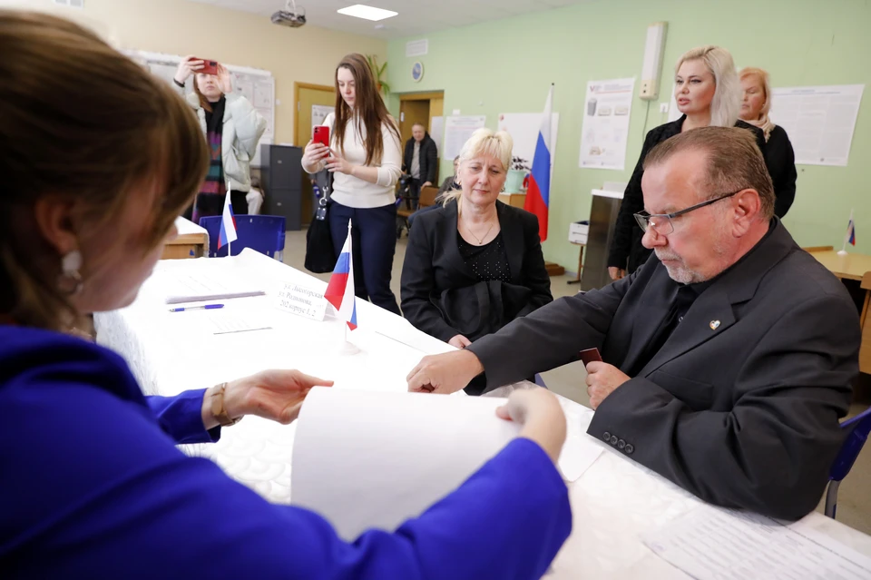 Ремо и Биргит Кирш приняли участие в голосовании. Фото: Кира Мишина.