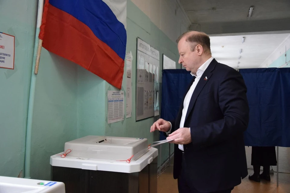 Виктор Шептий проголосовал на выборах президента РФ. Фото: пресс-служба партии «Единая Россия»