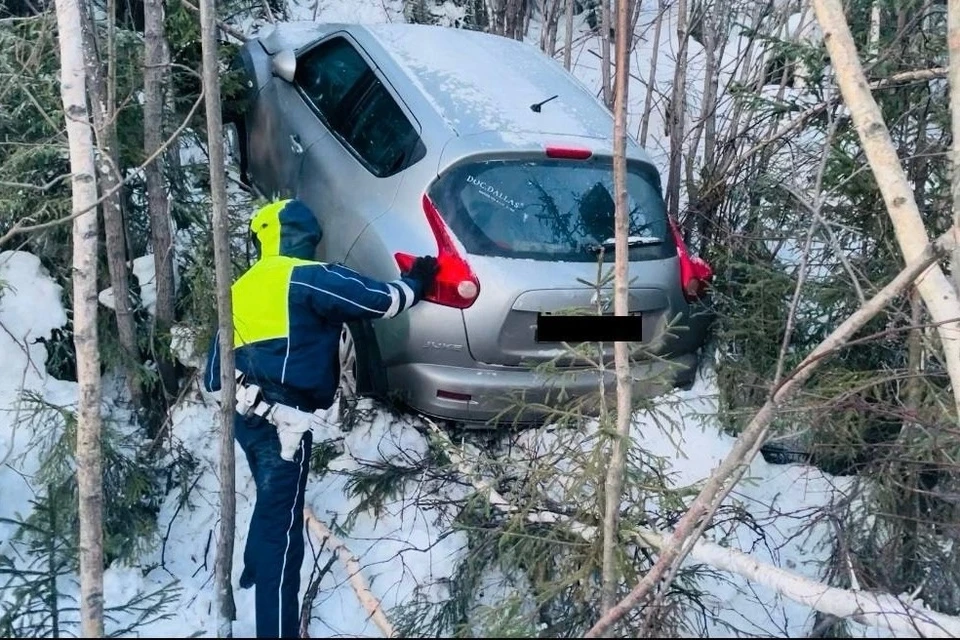 Авария произошла ночь 19 марта. Фото: ГИБДД по Свердловской области