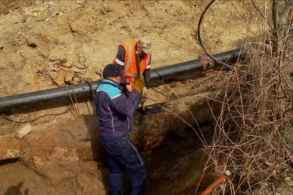 Изношенные участки водовода в Краснодоне собираются заменить коммунальщики из Тюменской области. Фото - пресс-служба губернатора Тюменской области