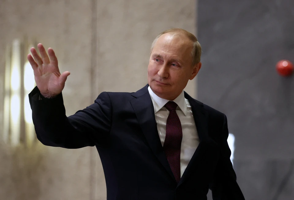 Путин поздравил бойцов и ветеранов Росгвардии с профессиональным праздником