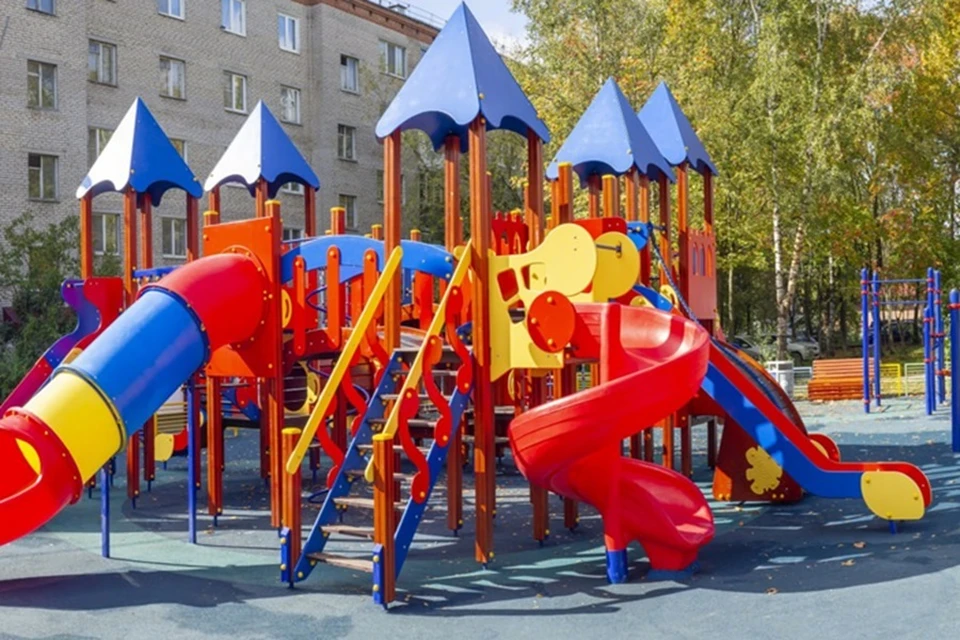 В 2024 году в Волновахе восстановят 30 детских и 17 спортивных площадок. Фото: администрация Волновахского муниципального округа