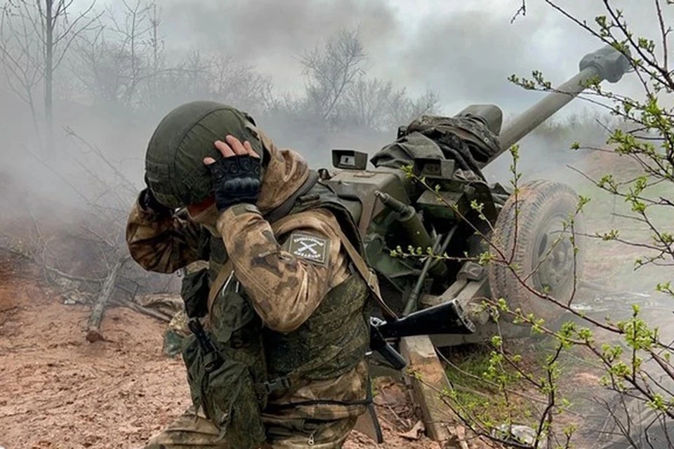 Российские военные наносят удар за ударом по противнику