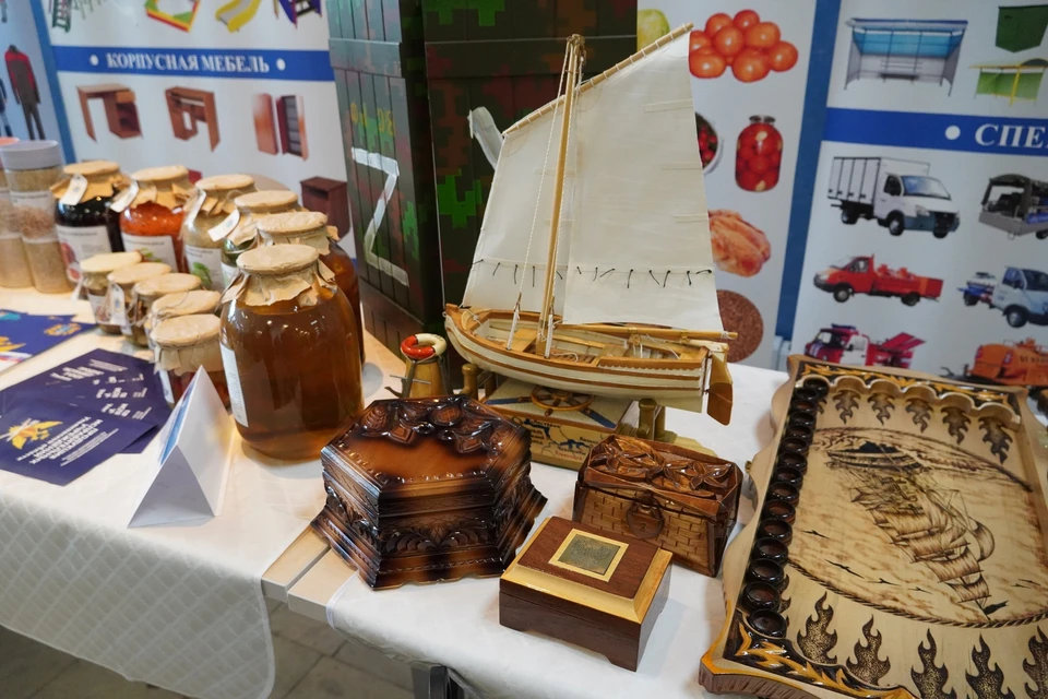Сувениры, изготовленные ульяновскими осужденными, продаются на ярмарках. ФОТО: УФСИН УО