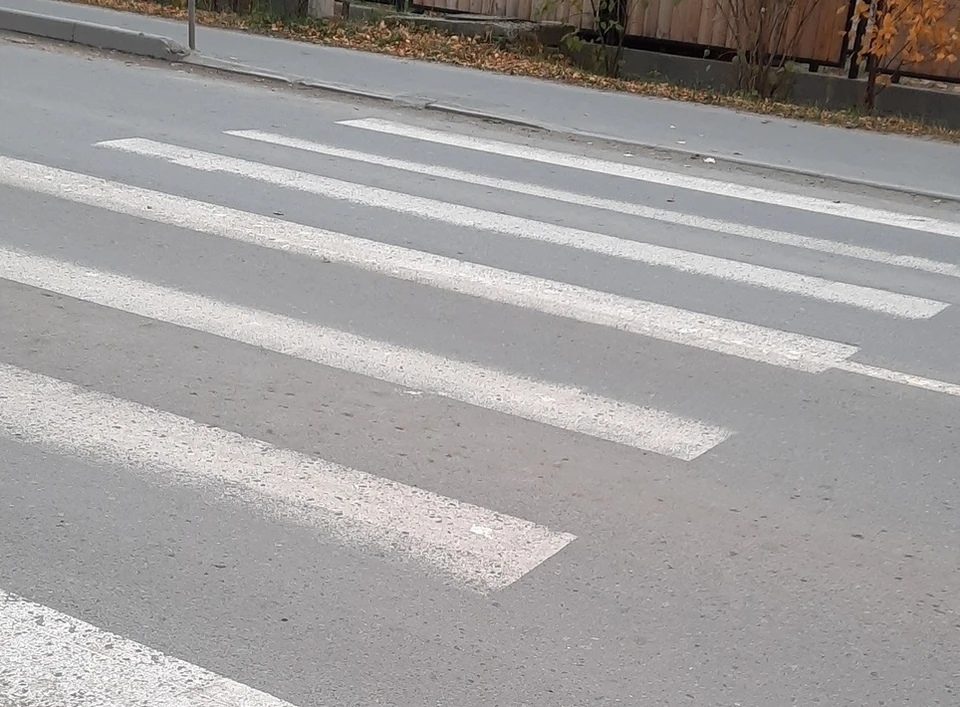 В Нижневартовске проводится аварийный ремонт дорог, мешающий разрушению асфальта