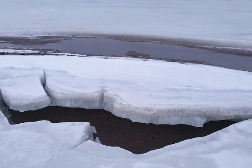 Две южных речки уже очистились ото льда, остальные в процессе. Фото: правительство КО
