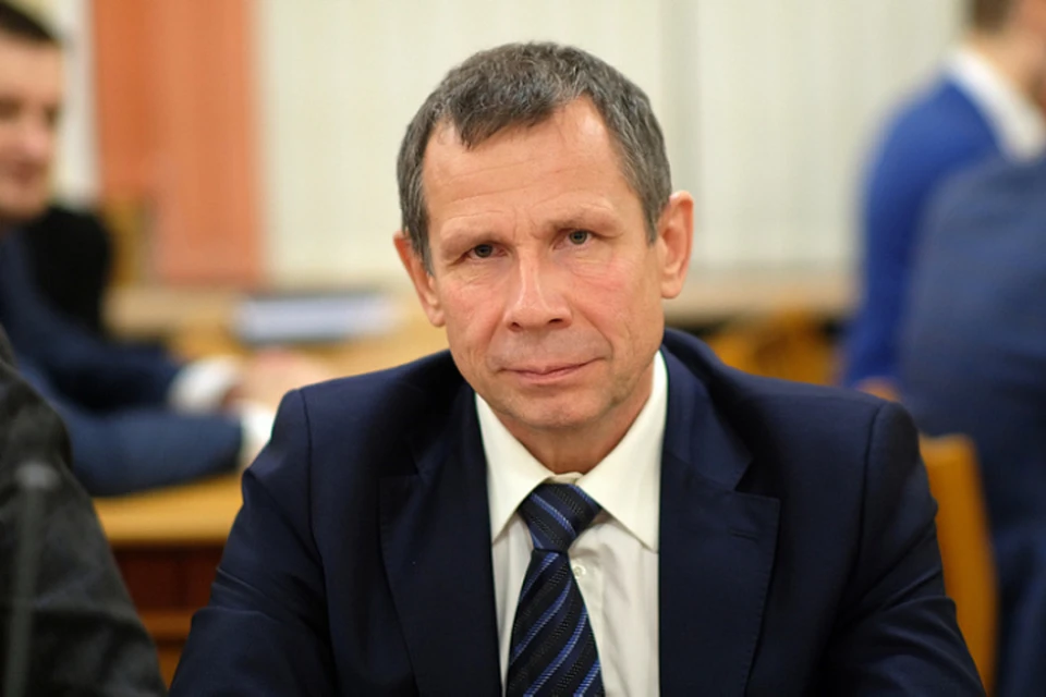 Михаил Сандалов курирует в правительстве области работу экономического блока. Фото: kirovreg.ru