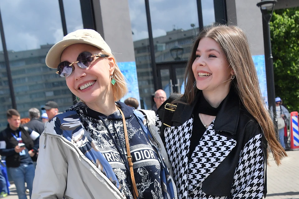Марина Зудина с дочерью Марией Табаковой