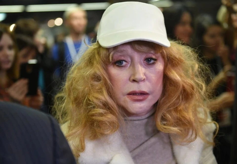 Алла Пугачева.