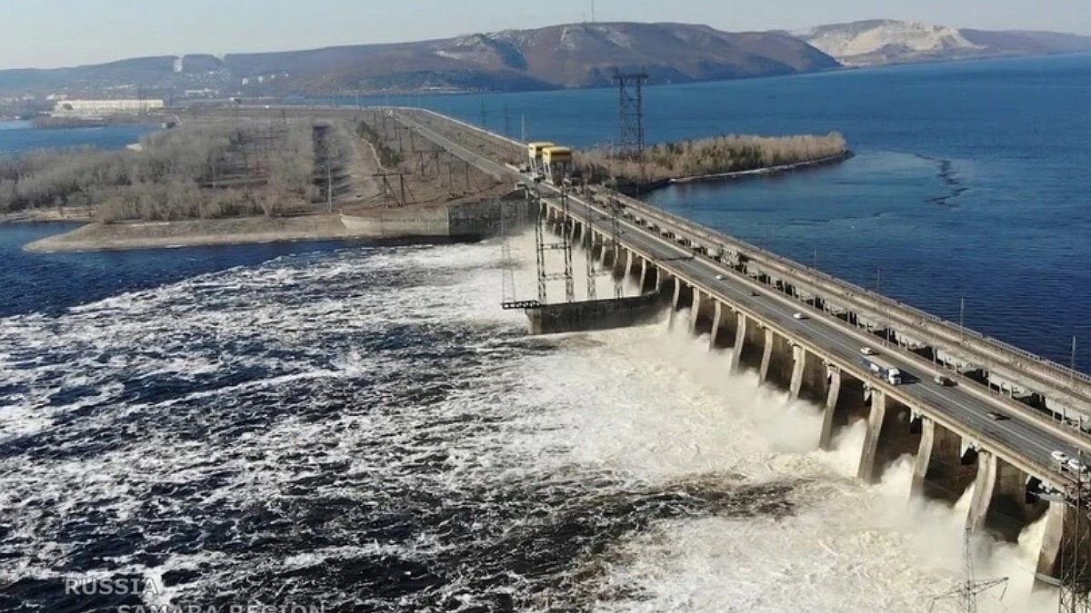 Паводок на Волге в Самаре в 2024 году: какие районы затопит после сброса  воды га ГЭС - KP.RU