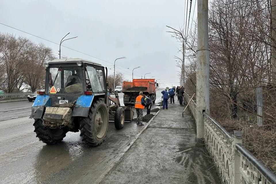 Особое внимание специалисты уделяют районам, которые оказались в зоне подтопления. Фото: администрация Орска