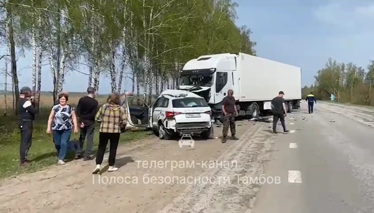 В Тамбовской области произошла смертельная авария с участием трех авто