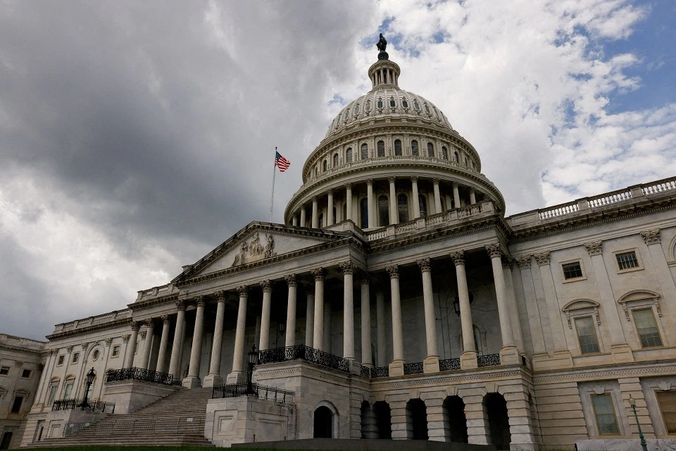 Палата представителей США приняла проект о помощи Киеву и конфискации активов РФ