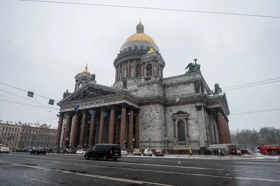 Циклон принесет в Петербург небольшой снег в субботу, 20 апреля.