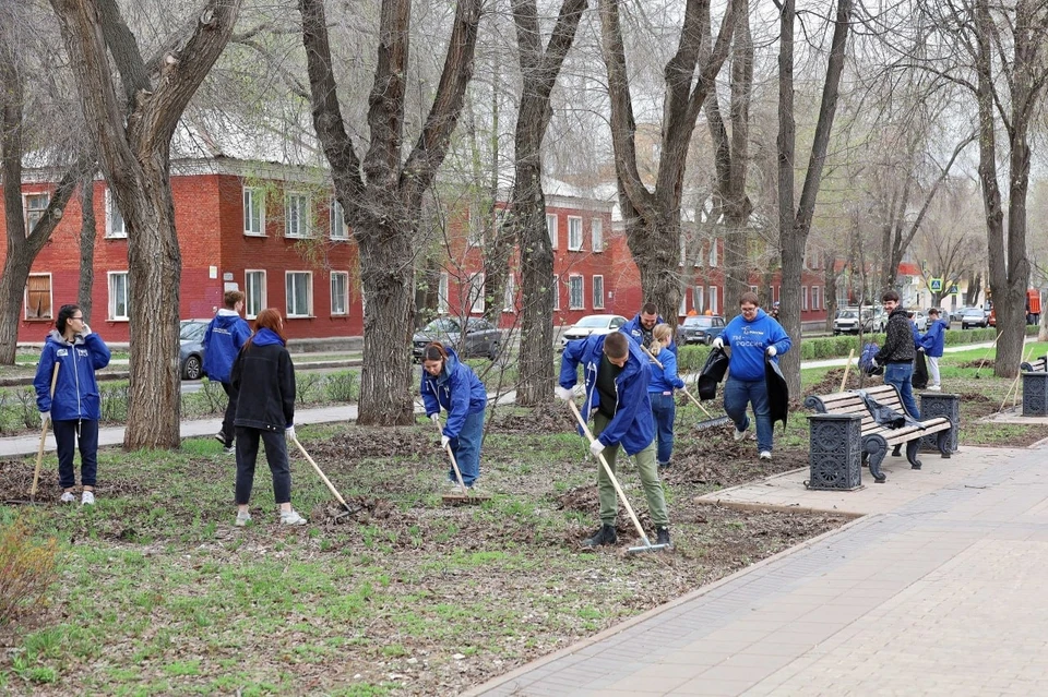 Самарцы провели уборку в городе. Фото: мэрия