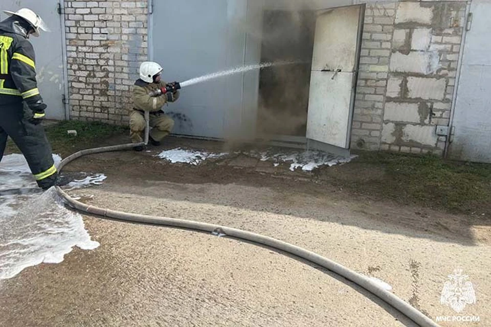 В Тверской области сгорел гараж в деревне Ряд Фото: ГУ МЧС России по Тверской области