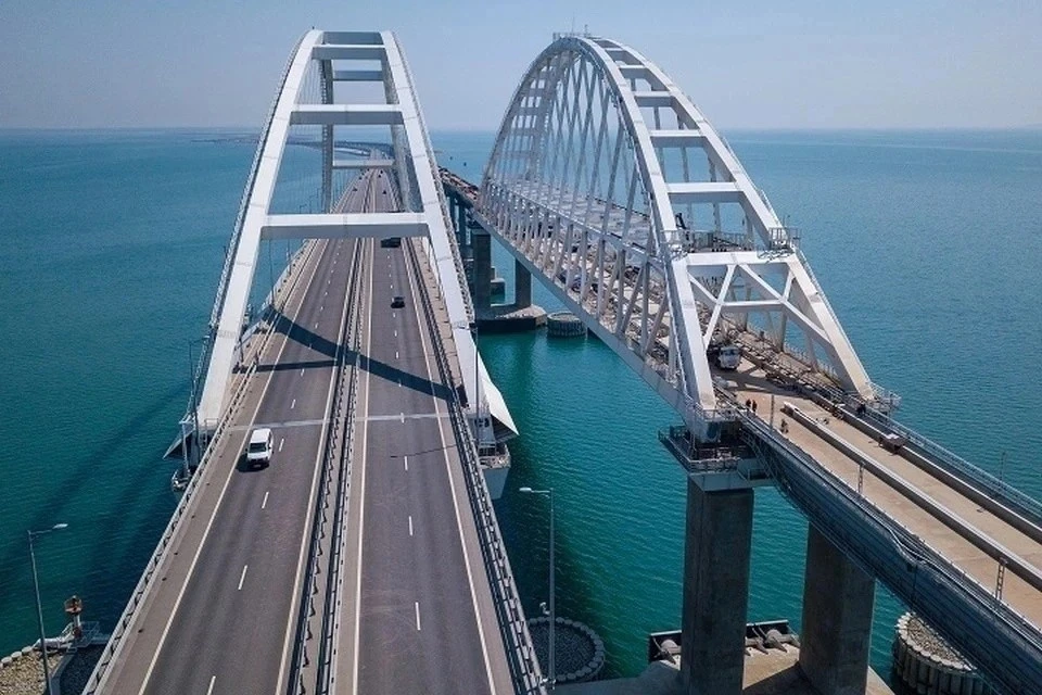 Фото: инфоцентр Крымский мост