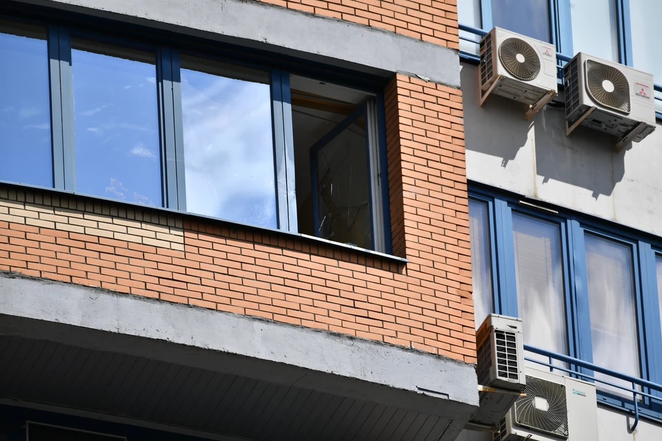 Трёхлетний ребёнок выпал с балкона на Бору 24 апреля.