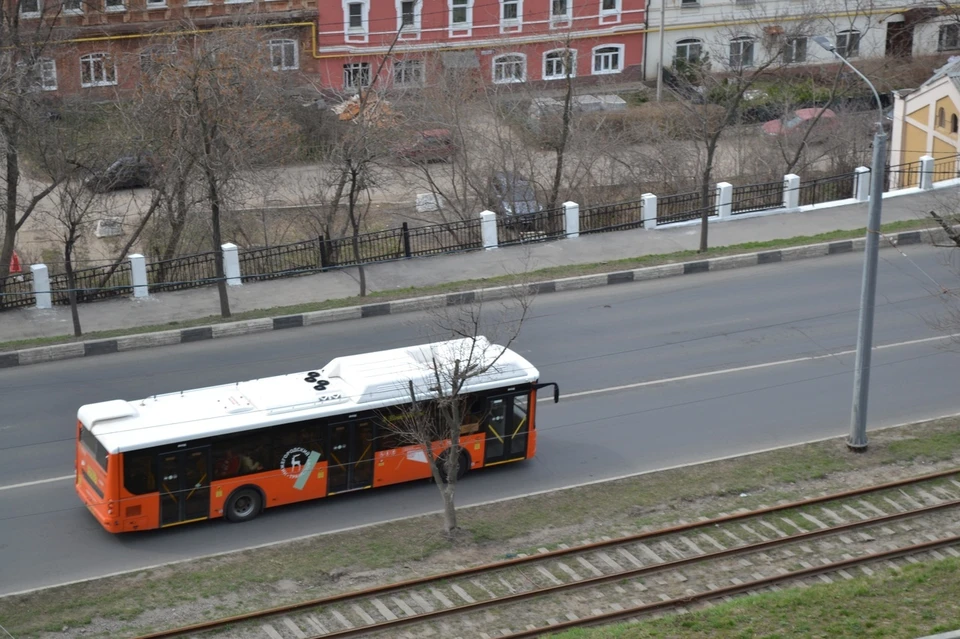 Движение автобусов изменится из-за репетиций Парада Победы в Нижнем Новгороде.