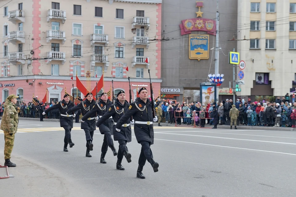 На время репетиций Парада Победы и самого Парада дороги в центре Мурманска перекроют.