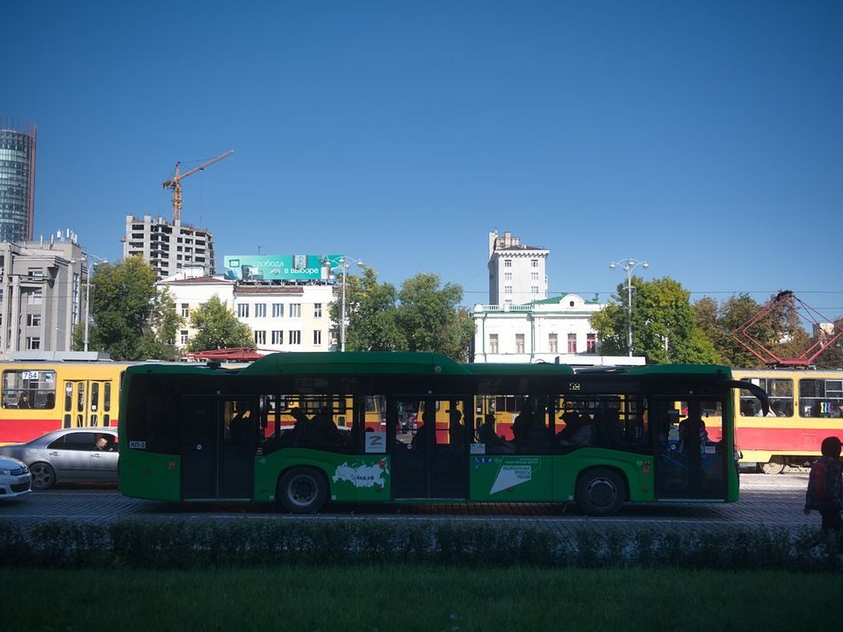 Расписание общественного транспорта в Новосибирске на 9 мая 2024: в городе  выпустят дополнительные автобусы и маршрутки - KP.RU