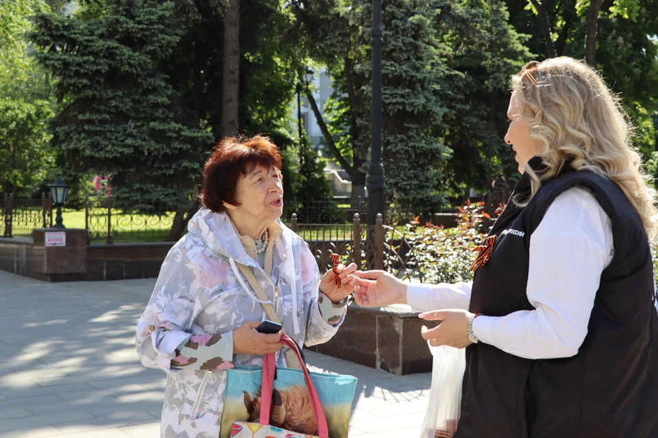 В муниципалитетах Ростовской области начался марафон поздравлений ветеранов с Днем Победы. Фото: правительство Ростовской области