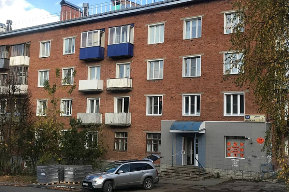 Крыши обоих домов отремонтировал третий подрядчик. Фото: kirovreg.ru