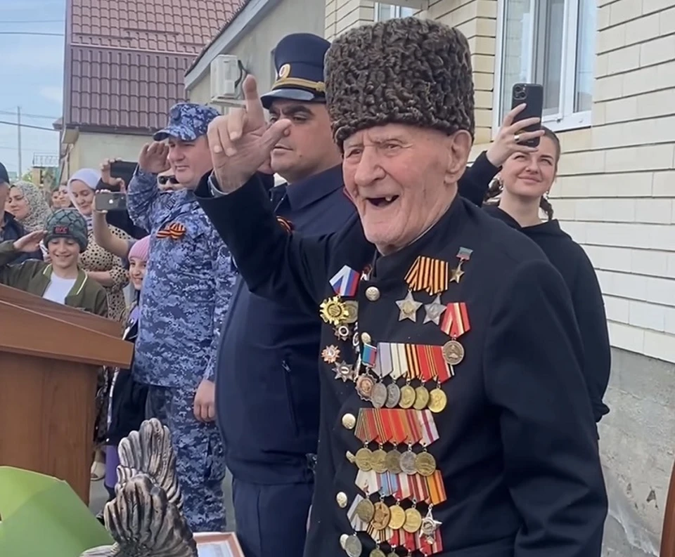 100-летний ветеран ВОВ - Ибрагим-Паша Садыков. Фото: РГВК "Дагестан"