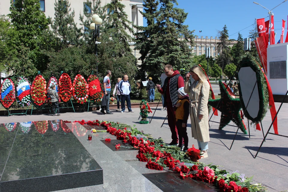 Вражеские обстрелы не помешали белгородцам почтить память погибших в Великой Отечественной войне.