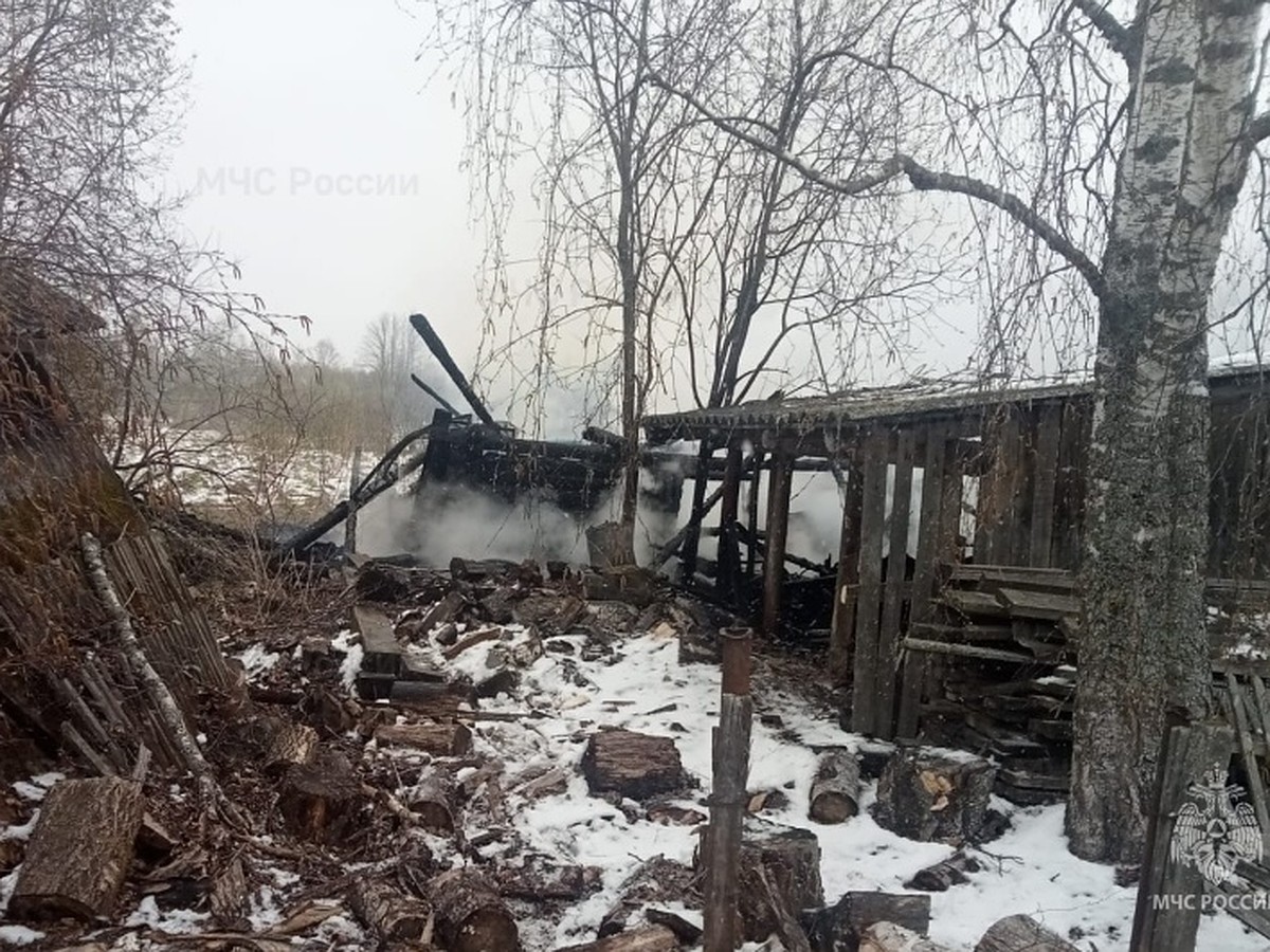 Четыре человека погибли и один получил ожоги на пожарах в Костромской  области - KP.RU