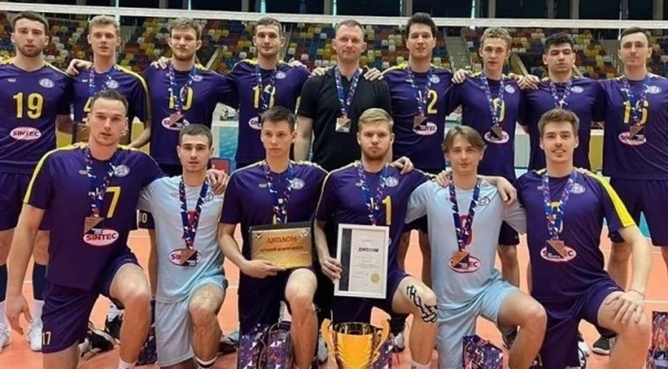 Волейболисты уже третий год подряд выигрывают медали чемпионата России