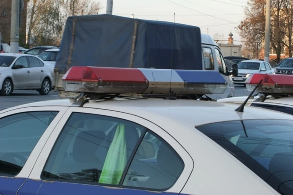 Водитель автомобиля Audi скончался после столкновения с металлическим ограждением в Веневском районе