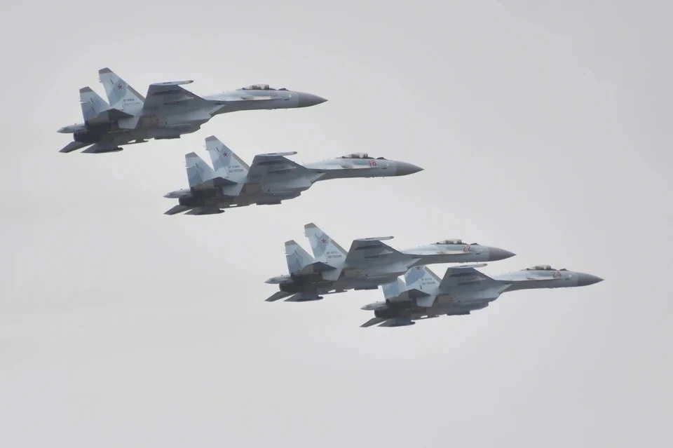 Российские самолеты уничтожили 11 безэкипажных катеров ВСУ