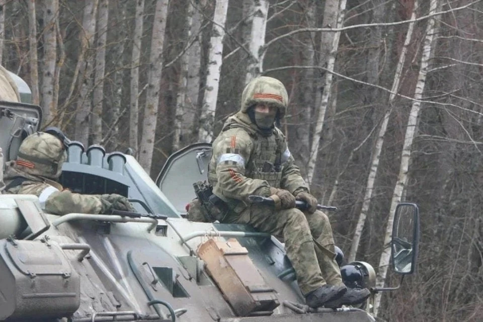 Минобороны: ВС РФ эвакуировали мирных жителей Волчанска из-под обстрелов ВСУ