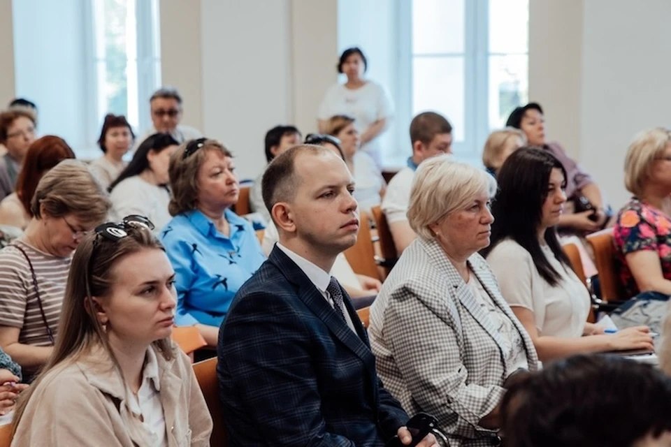 Мининский университет рассказал директорам школ, как закрыть дефицит в учителях