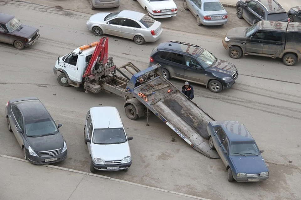Две штрафстоянки в Ярославле под завязку забиты автомобилями.