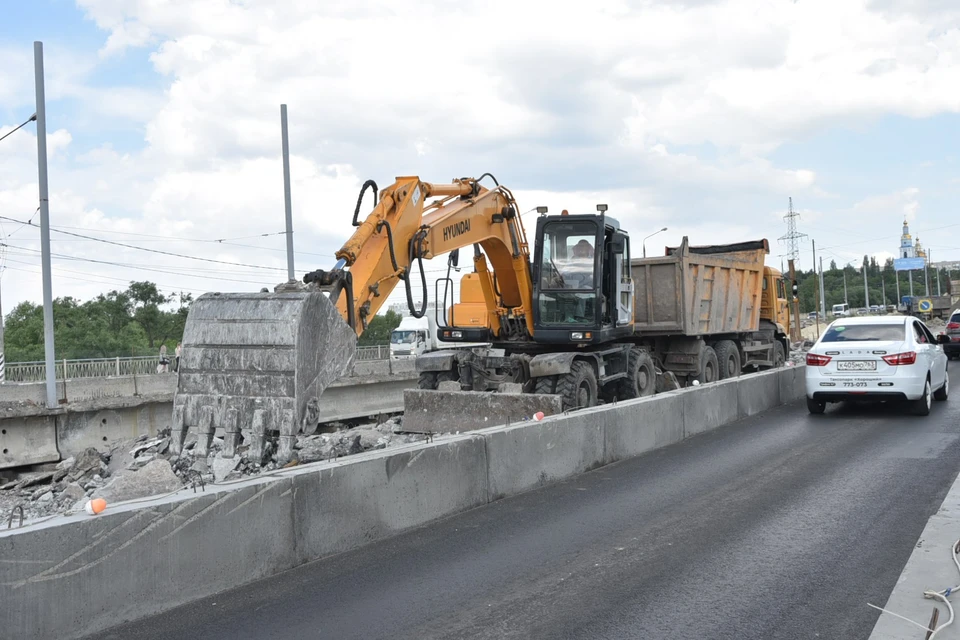 В Ульяновске в ночное время строители займутся реконструкцией моста через Свиягу. ФОТО: администрация Ульяновска