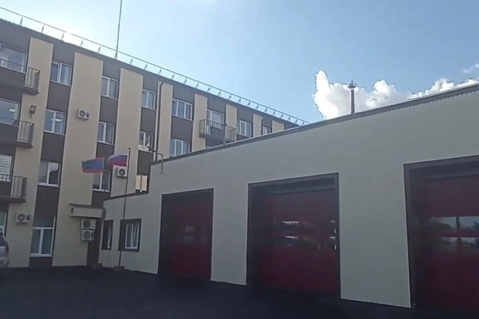 Специалисты завершили третий этап восстановления пожарного депо в Мариуполе. Фото: ТГ/Побратимство Петербурга и Мариуполя
