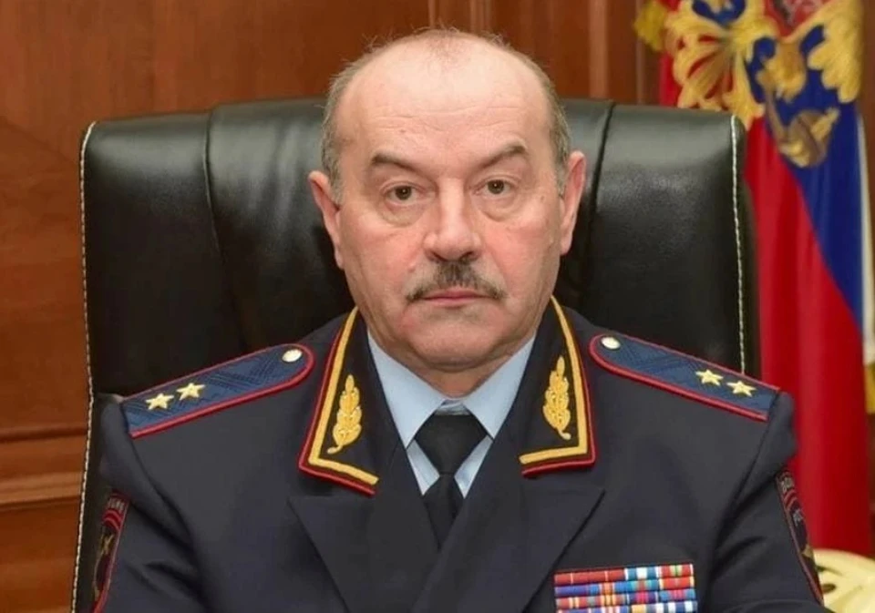 О причинах ухода ничего не известно.
