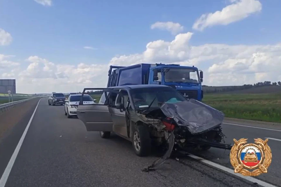 Четыре человека получили травмы в ДТП в Аларском районе.