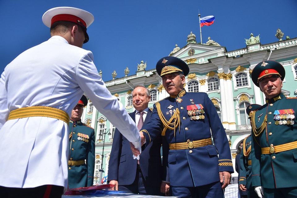 Военная академия Генштаба ВС РФ выпустила командиров войсковых группировок и объединений