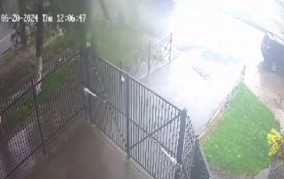 В Малоярославце дерево рухнуло на женщину