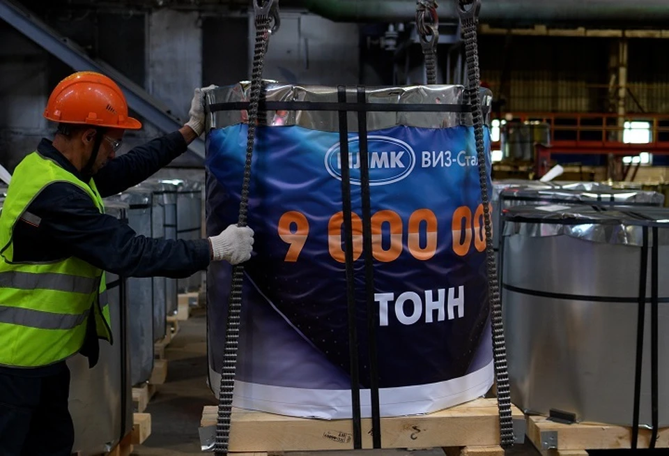 На ВИЗ-Стали выпустили 9-ти миллионную тонну электротехнического проката с момента запуска цеха холодной прокатки (ЦХП) в 1973 году. Фото: предоставлено пресс-службой ООО «Виз-Сталь»