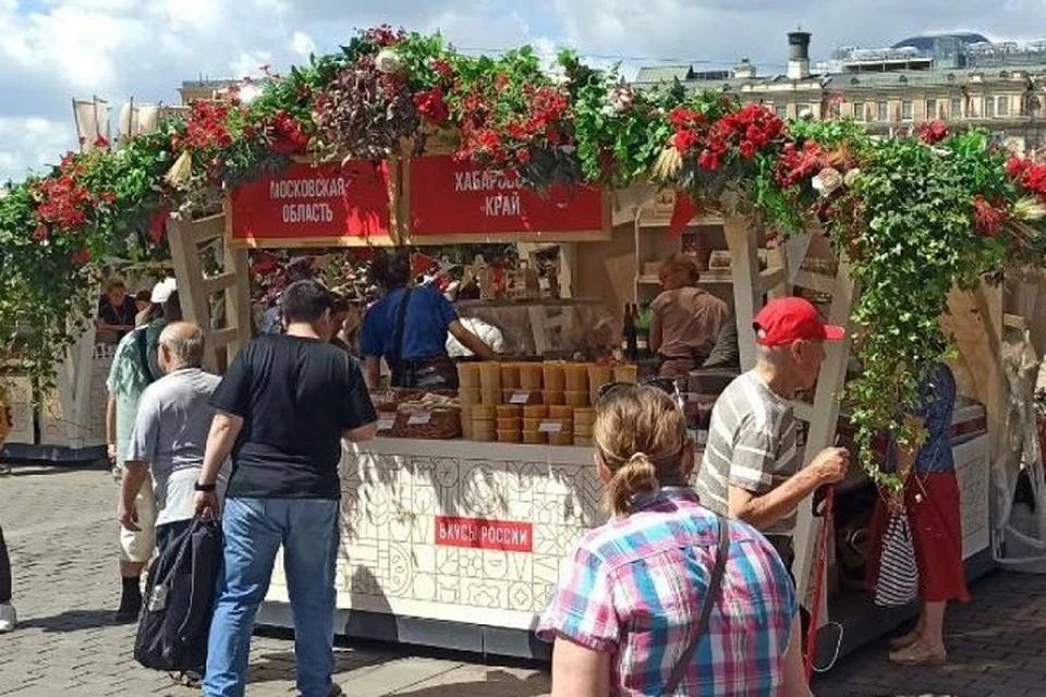 Продукцию с дальневосточным уклоном презентует в Москве Хабаровский край Фото: Пресс-служба министерства сельского хозяйства и продовольствия края
