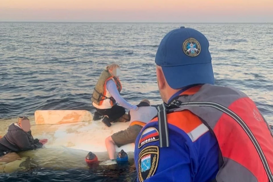 Что случилось с морским судно - неизвестно. Фото: t.me/acclenobl
