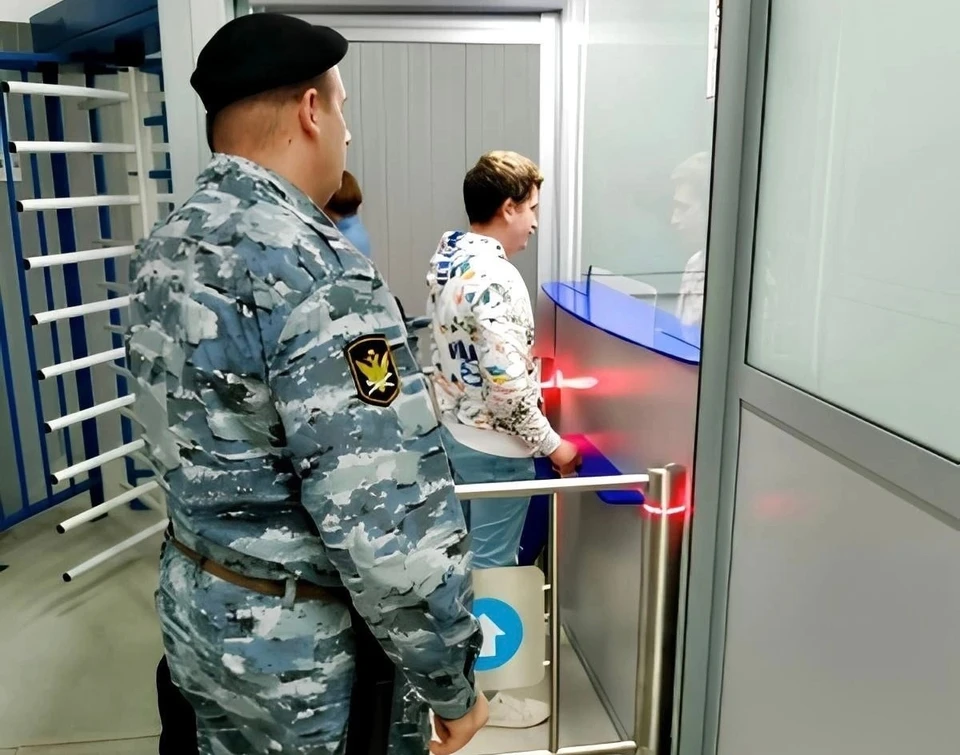 Калужскую область и страну покинули 28 мигрантов